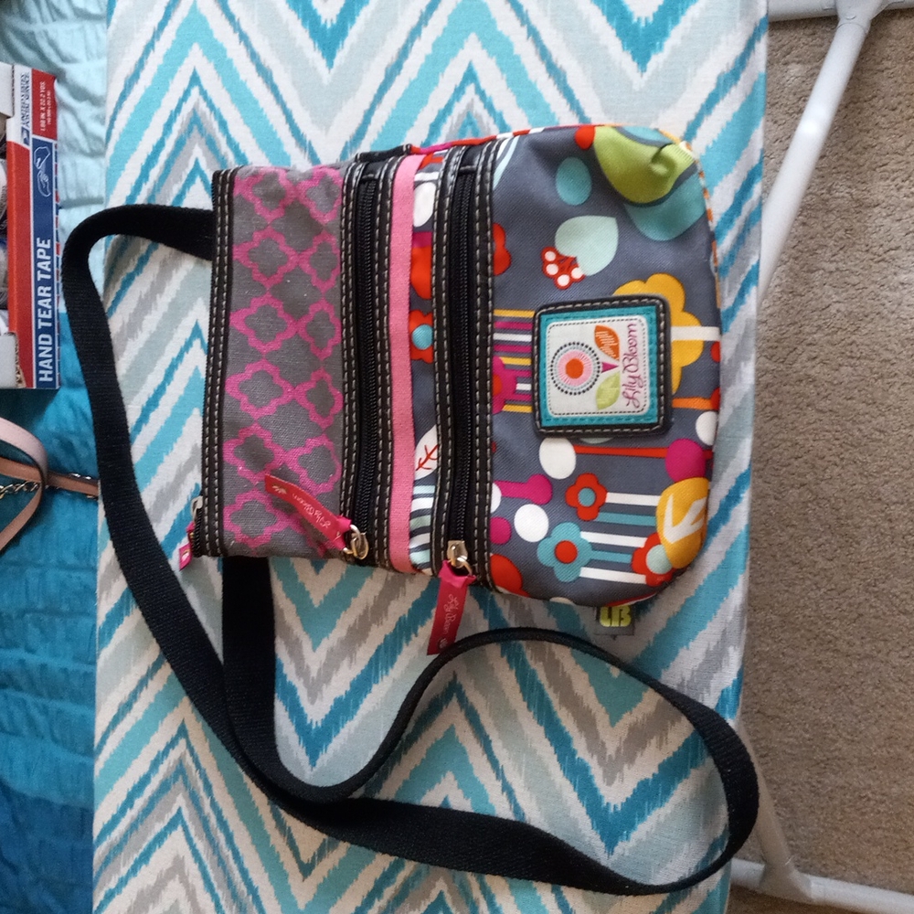 Lily bloom purse. Medium size
